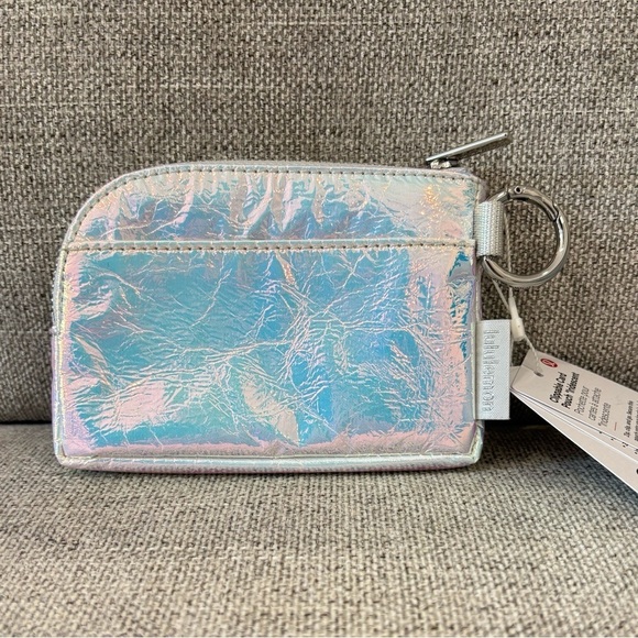 NWT Lululemon Clippable Card Pouch In Iridescent/Silver - Picture 4 of 6
